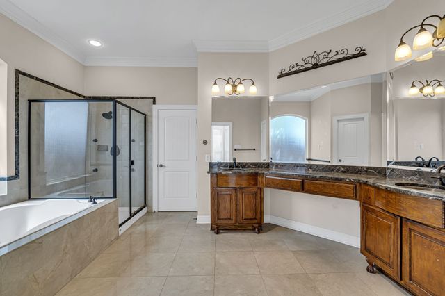 124 Sycamore Court, Grapevine, TX 76051