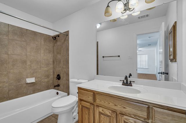 124 Sycamore Court, Grapevine, TX 76051