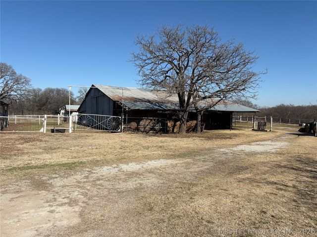 9520 N 160 Road, Beggs, OK 74421