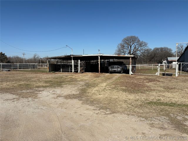 9520 N 160 Road, Beggs, OK 74421