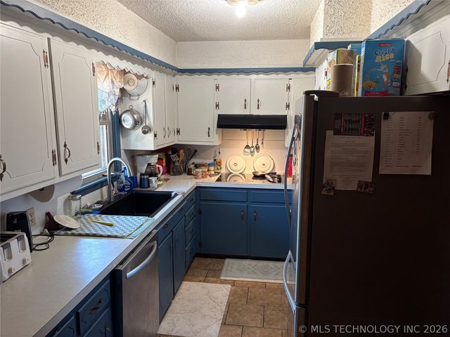 9520 N 160 Road, Beggs, OK 74421