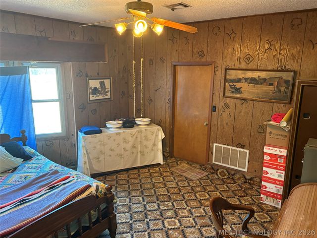 9520 N 160 Road, Beggs, OK 74421