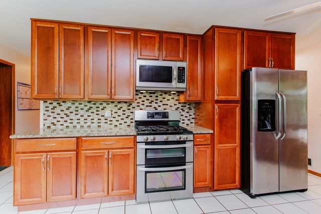 6503 N Longmeadow Avenue, Lincolnwood, IL 60712