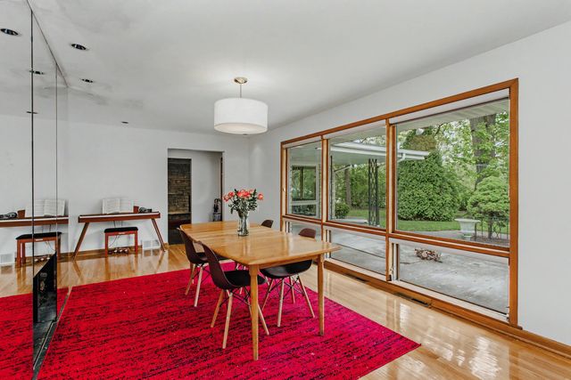 6503 N Longmeadow Avenue, Lincolnwood, IL 60712