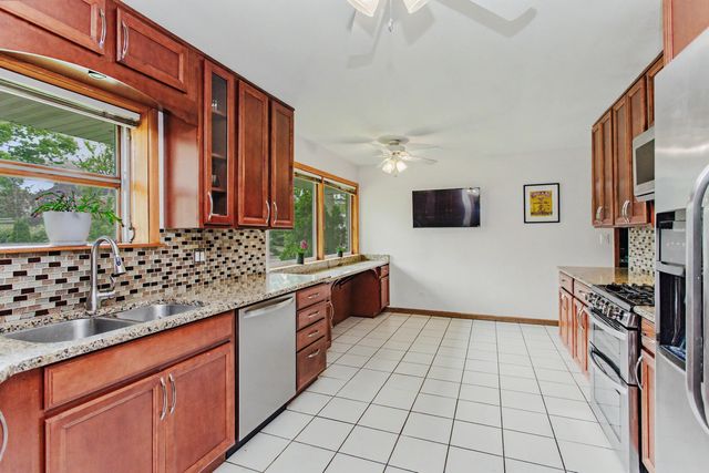 6503 N Longmeadow Avenue, Lincolnwood, IL 60712