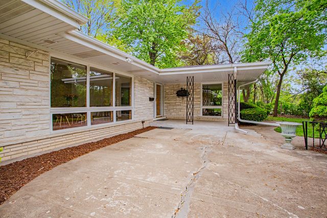 6503 N Longmeadow Avenue, Lincolnwood, IL 60712
