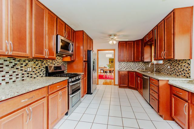6503 N Longmeadow Avenue, Lincolnwood, IL 60712