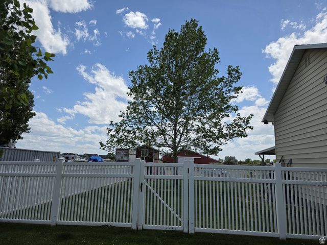 3677 W 1800 N, West Point, UT 84015