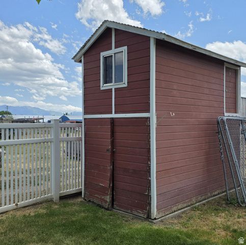 3677 W 1800 N, West Point, UT 84015