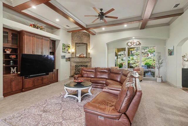 9537 Upper Valley Rd, Auburn, CA 95602