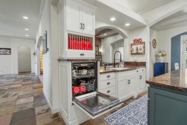 9537 Upper Valley Rd, Auburn, CA 95602
