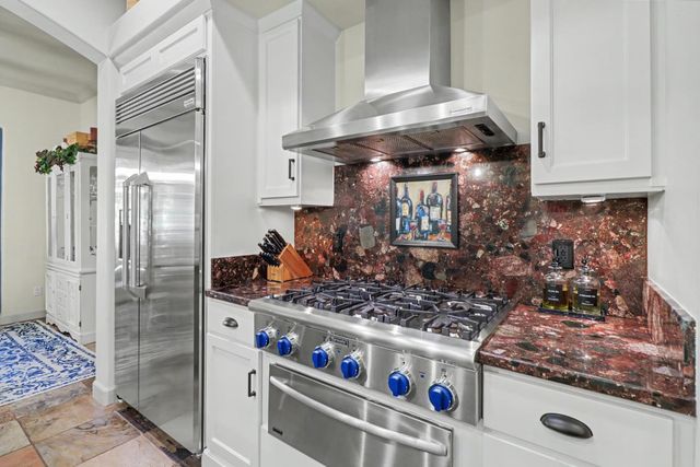 9537 Upper Valley Rd, Auburn, CA 95602