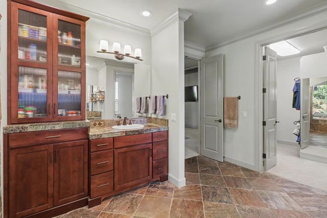 9537 Upper Valley Rd, Auburn, CA 95602