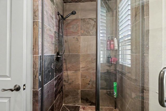 9537 Upper Valley Rd, Auburn, CA 95602