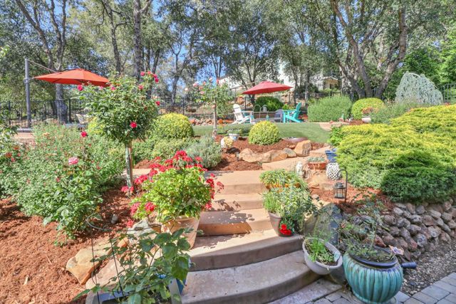 9537 Upper Valley Rd, Auburn, CA 95602