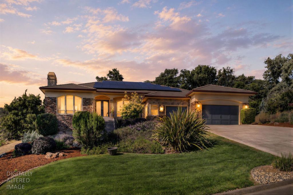 9537 Upper Valley Rd, Auburn, CA 95602