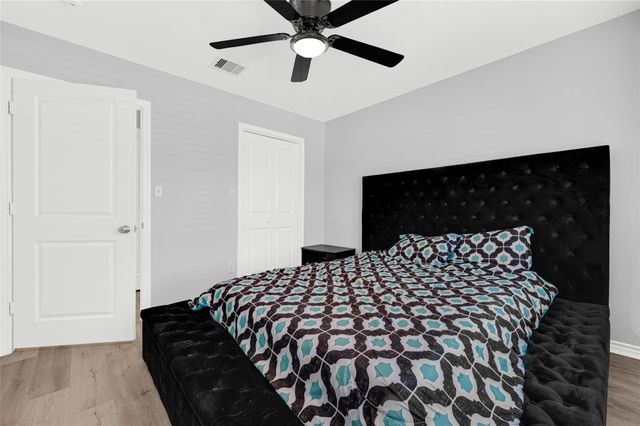 4814 Pine Cliff Drive, Houston, TX 77084