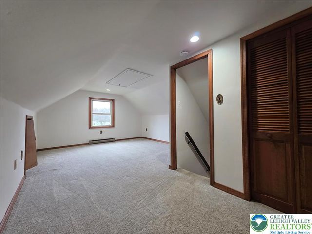 1645 Mark Twain Circle, Hanover Twp, PA 18017