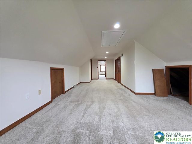 1645 Mark Twain Circle, Hanover Twp, PA 18017