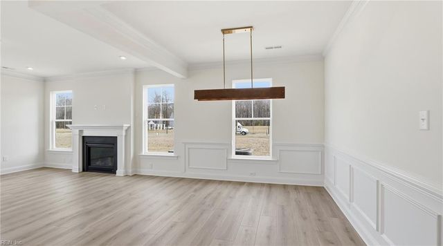 1433 Wharf Hill DR, Smithfield, VA 23430