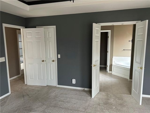 7300 N Myrtle Street, Kansas City, MO 64119