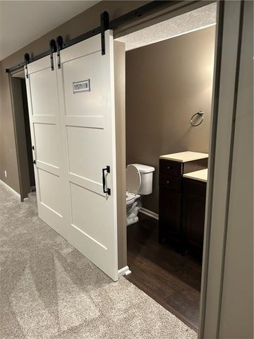 7300 N Myrtle Street, Kansas City, MO 64119