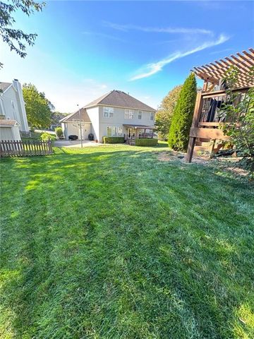 7300 N Myrtle Street, Kansas City, MO 64119