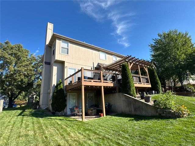 7300 N Myrtle Street, Kansas City, MO 64119