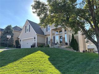 7300 N Myrtle Street, Kansas City, MO 64119