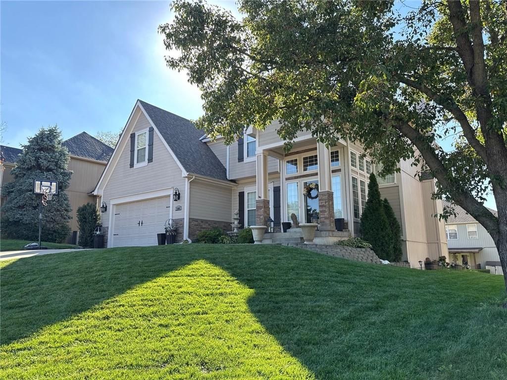 7300 N Myrtle Street, Kansas City, MO 64119