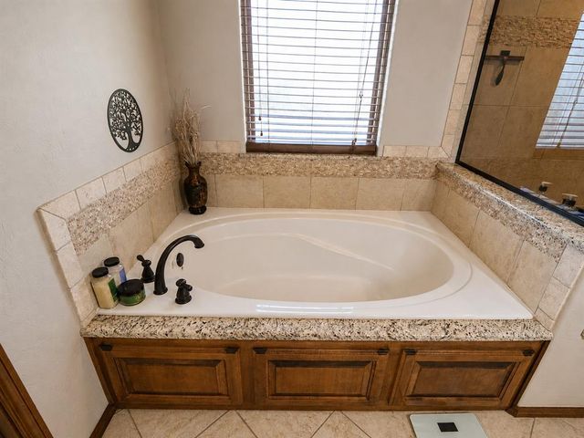 45100 Scotlyn Drive, Shawnee, OK 74801
