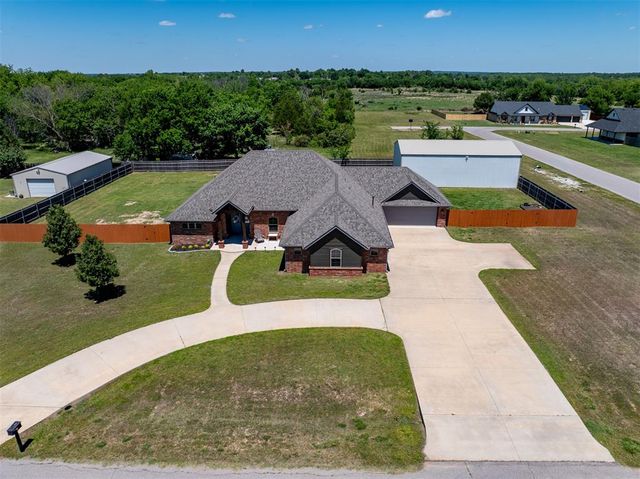 45100 Scotlyn Drive, Shawnee, OK 74801