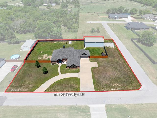 45100 Scotlyn Drive, Shawnee, OK 74801