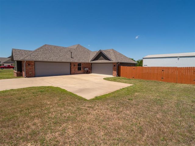 45100 Scotlyn Drive, Shawnee, OK 74801