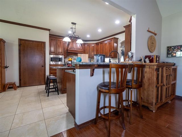 45100 Scotlyn Drive, Shawnee, OK 74801