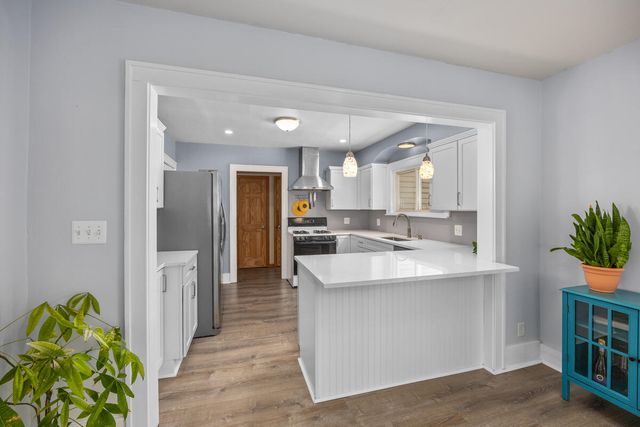 1635 McDonald Street NW, Grand Rapids, MI 49504