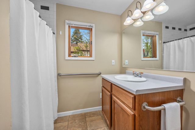 1635 McDonald Street NW, Grand Rapids, MI 49504