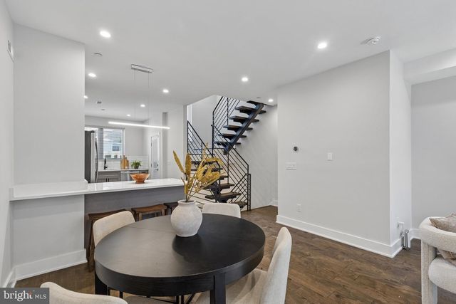 425 WATKINS ST, Philadelphia, PA 19148