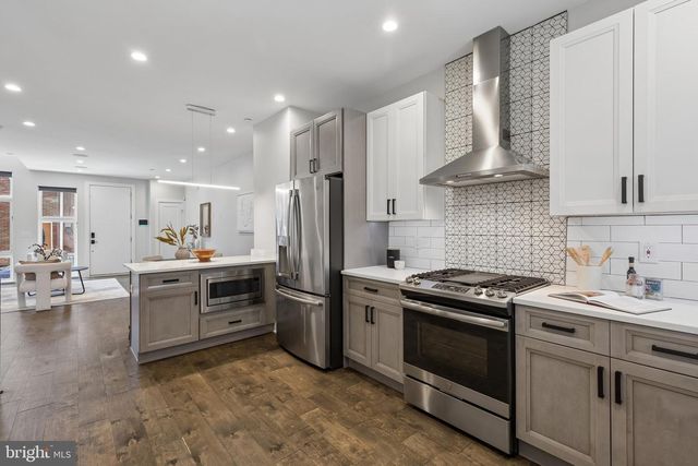 425 WATKINS ST, Philadelphia, PA 19148
