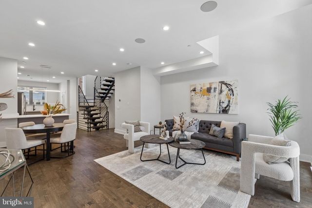 425 WATKINS ST, Philadelphia, PA 19148