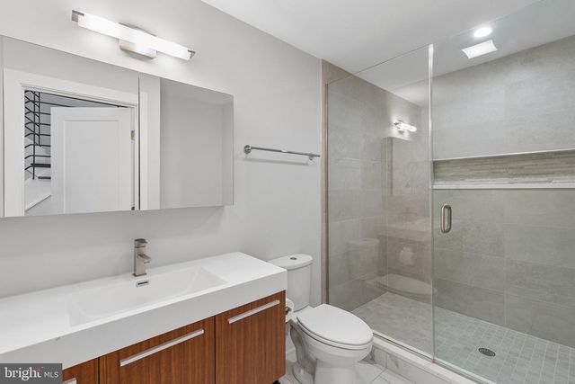 425 WATKINS ST, Philadelphia, PA 19148