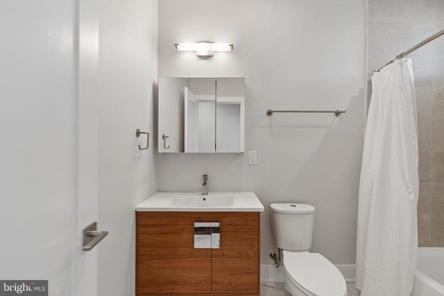 425 WATKINS ST, Philadelphia, PA 19148