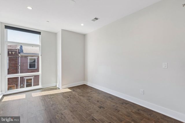 425 WATKINS ST, Philadelphia, PA 19148