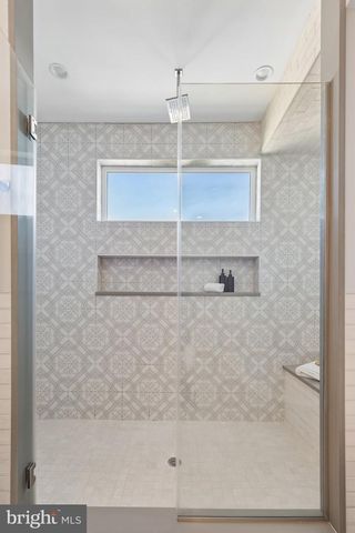 425 WATKINS ST, Philadelphia, PA 19148