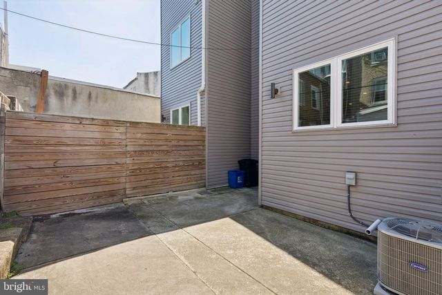 425 WATKINS ST, Philadelphia, PA 19148