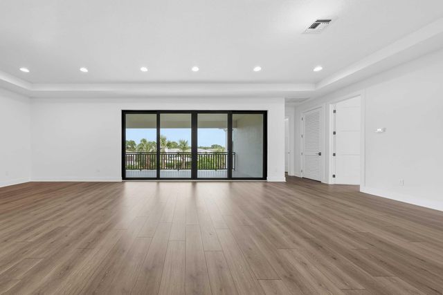 13353 Artisan Circle, Palm Beach Gardens, FL 33418