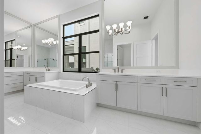 13353 Artisan Circle, Palm Beach Gardens, FL 33418