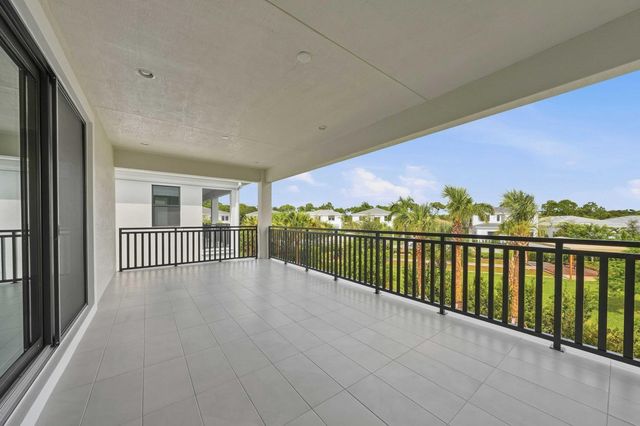 13353 Artisan Circle, Palm Beach Gardens, FL 33418
