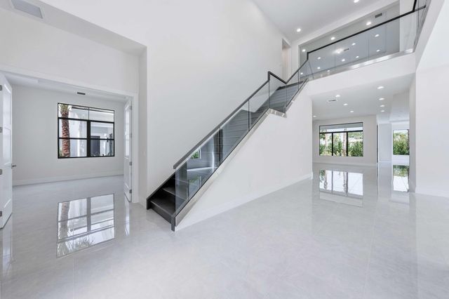 13353 Artisan Circle, Palm Beach Gardens, FL 33418