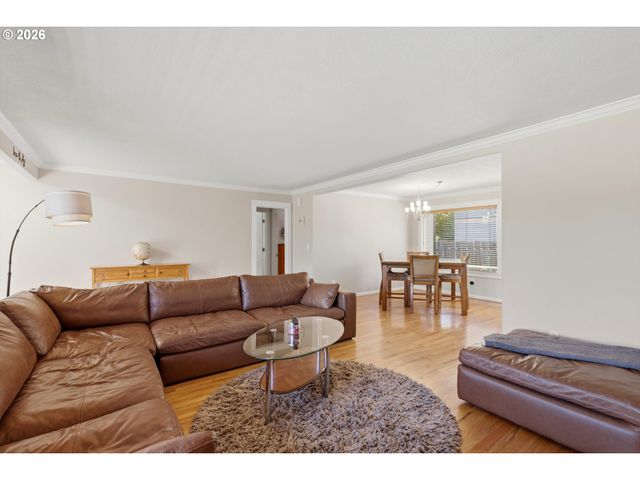 1651 Ne 134TH Pl, Portland, OR 97230
